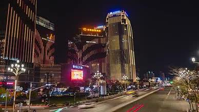 4k实拍城市夜景交通运输车流夜景风光空镜视频的预览图